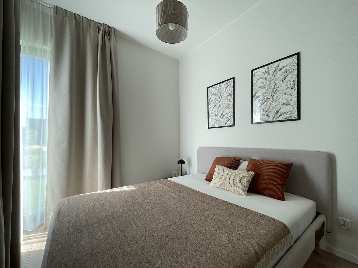 HALA GARAŻOWA 10 000 PLN - spacerem do nowej Stacji Metra