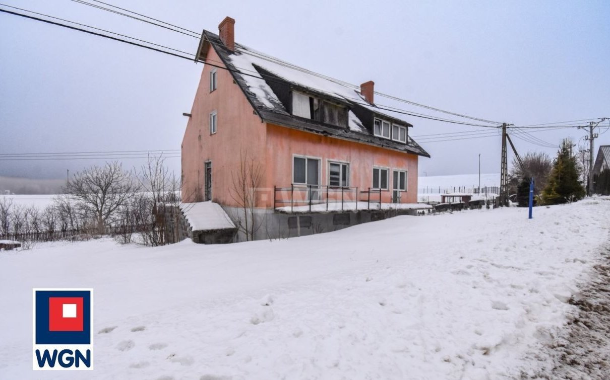 Przestronny bliźniak z garażem blisko morza