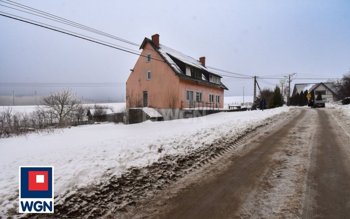 Przestronny bliźniak z garażem blisko morza