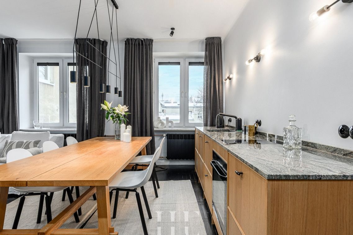 Gotowe 2 pokoje |Metro|Kamienica| Winda |