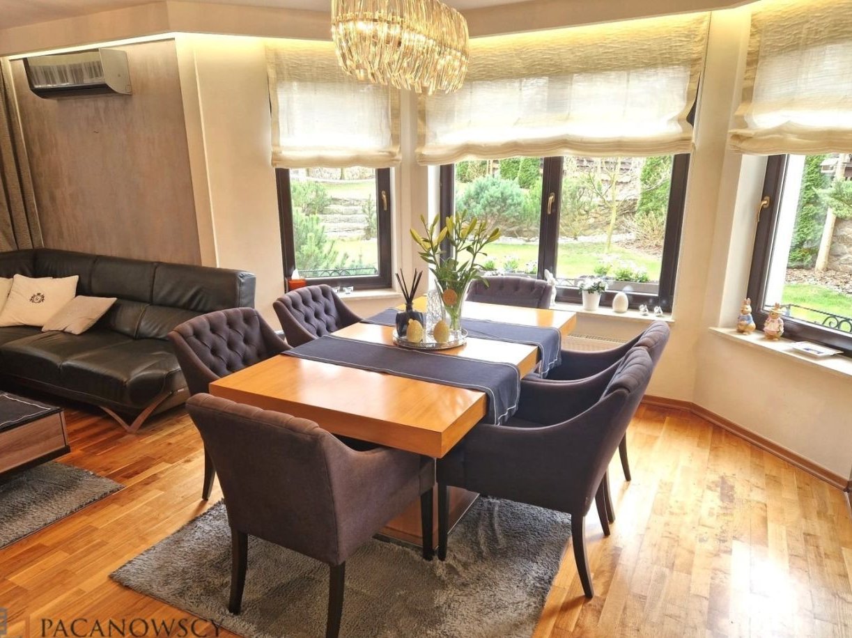 Dom, 183,30 m², Bibice