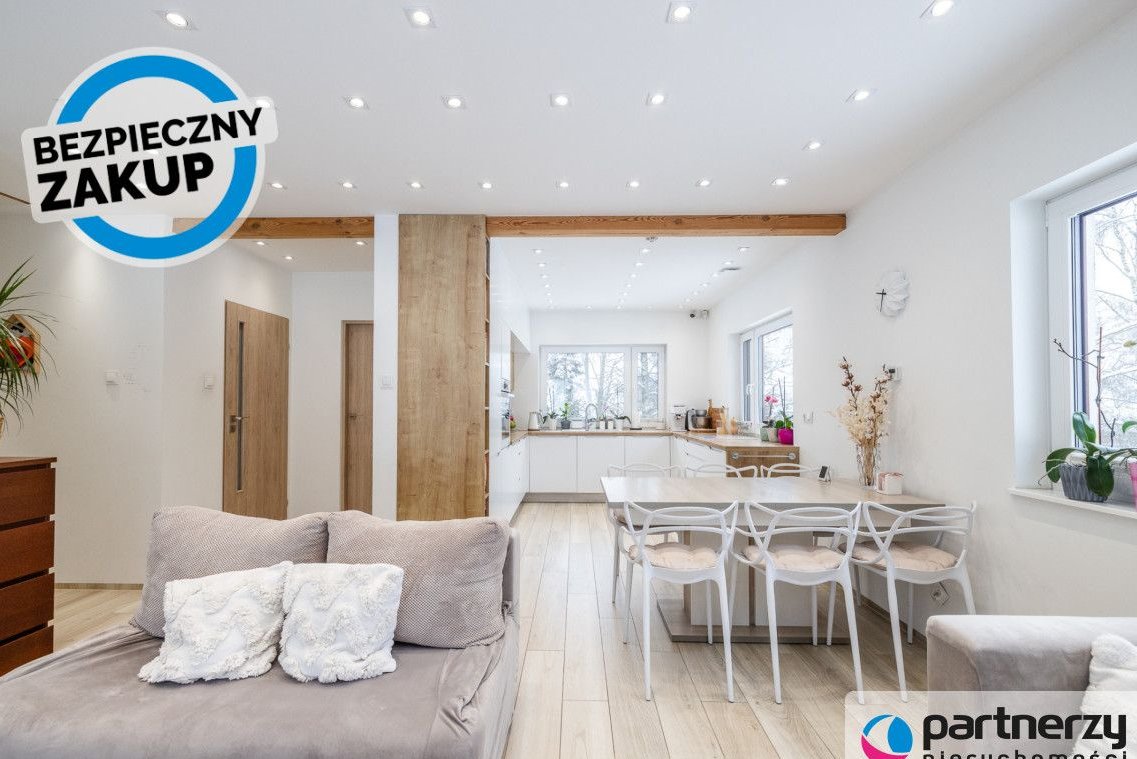 Piękny dom pod lasem w malowniczej okolicy