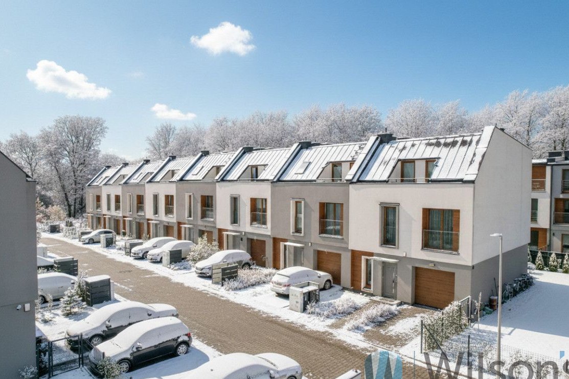 Nowoczesny segment 183 m2_garaż_ogródek_Łomianki