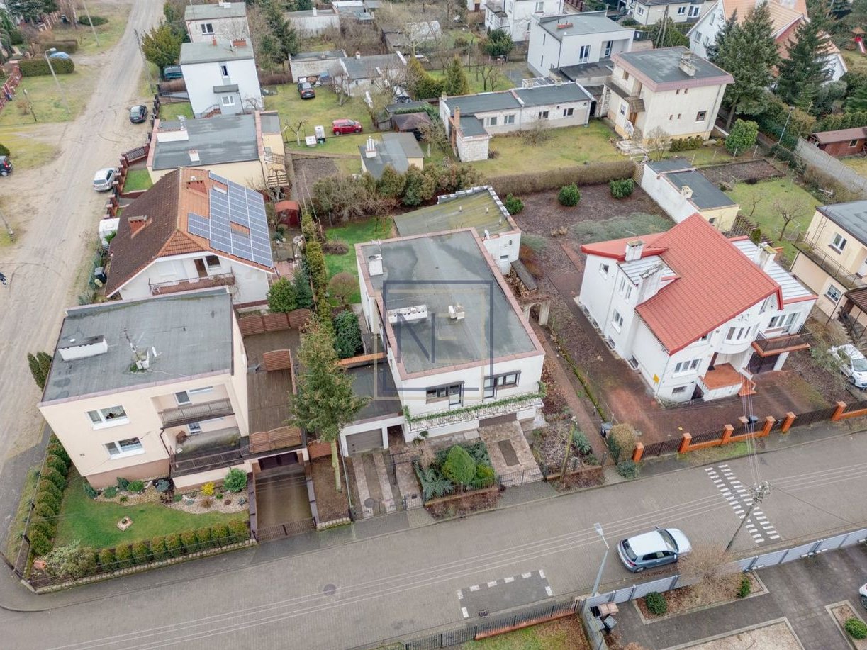 Dom 214 m2|2 garaże|budynek usługowy|Piaski