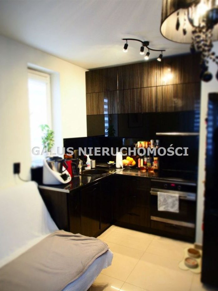 Okulickiego 2 pokoje sprzedaż + miejsce postojowe