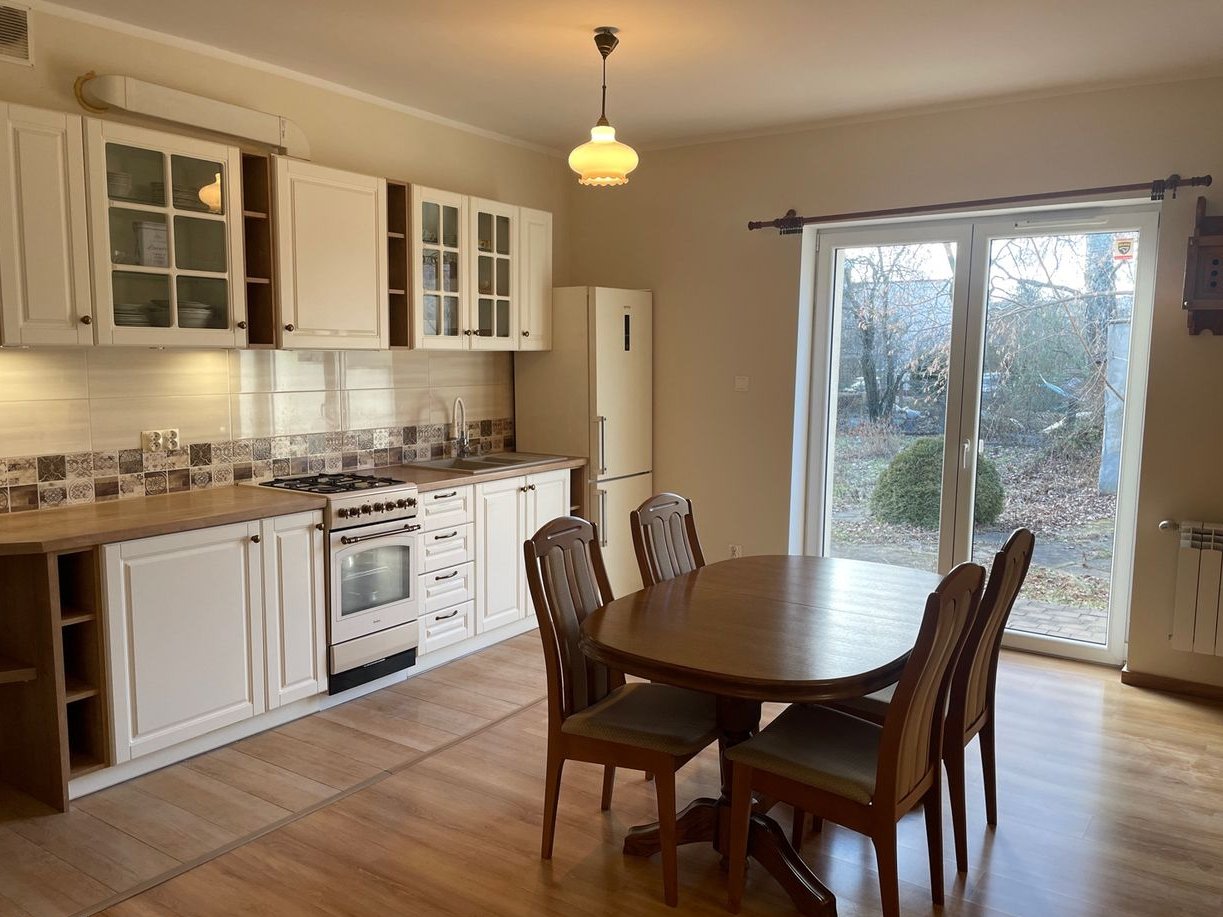 Dom, 148 m², Toruń