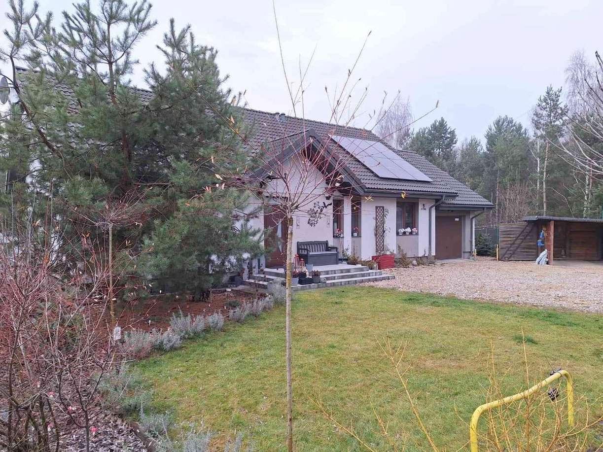 Na sprzedaż dom energooszczędny z ogrodem i wyjściem do lasu