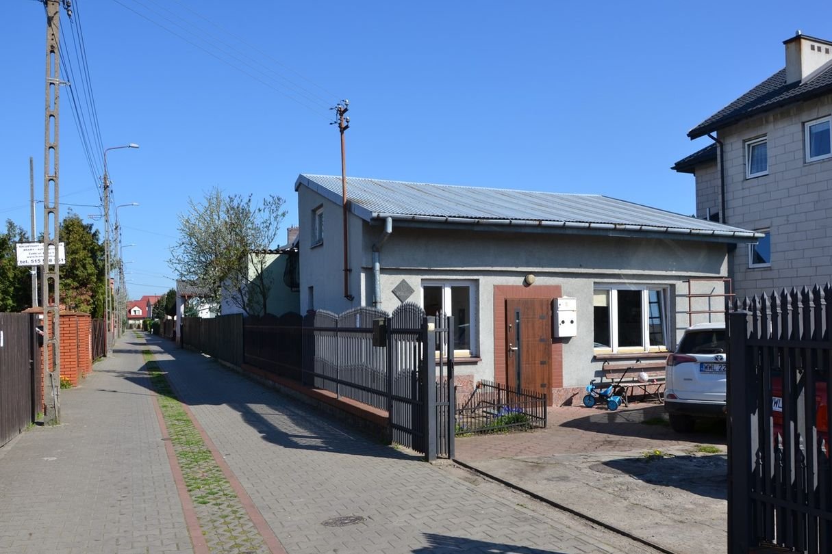 Dom 51 m2, 292 m2 działki - 12 km do centrum Warszawy