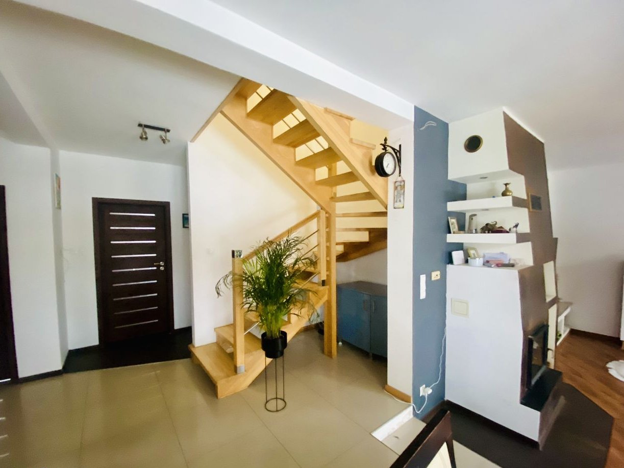 Przestronny dom 190 m² – Legionowo, ul. Olszankowa - BEZPOŚREDNIO