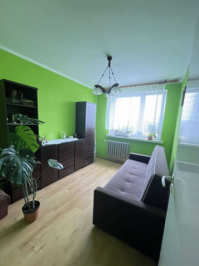 Mieszkanie trzypokojowe z dużym balkonem