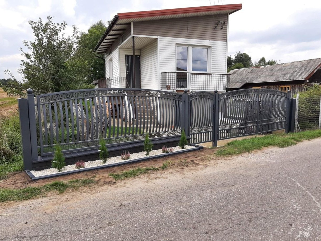 Mały dom z dala od miejskiego hałasu!