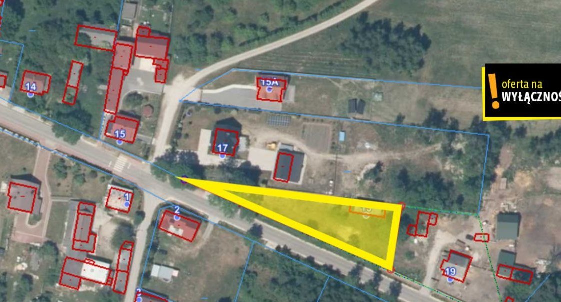 Dom z duszą z bala sosnowego w wiejskim zaciszu