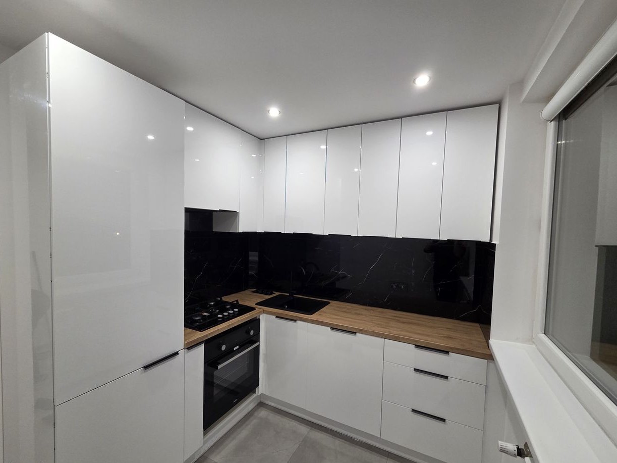 Mieszkanie 2 pokoje z oddzielną kuchnią