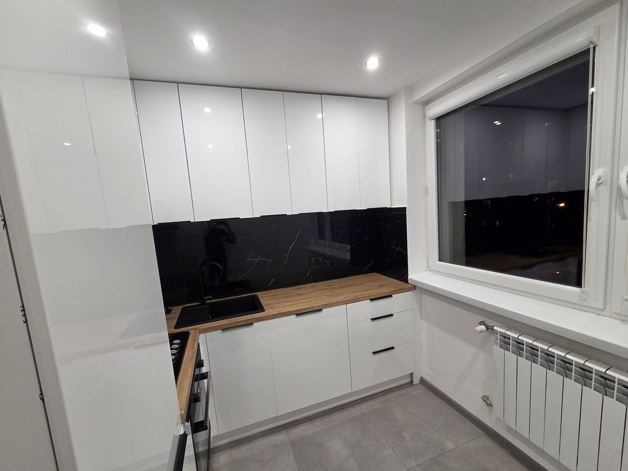 Mieszkanie 2 pokoje z oddzielną kuchnią