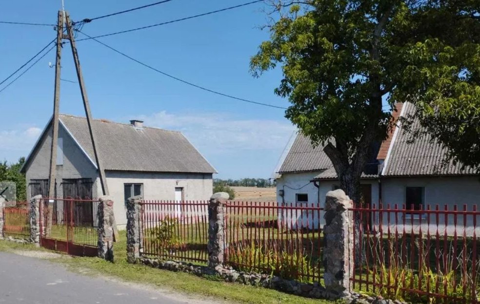 Dom jednorodzinny z działką na sprzedaż