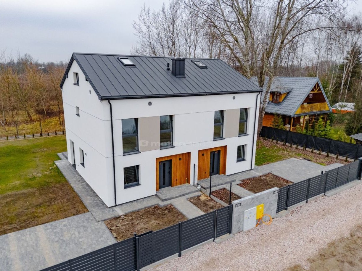 Dom 5 pokoi o podwyższonym stanie Developerskim