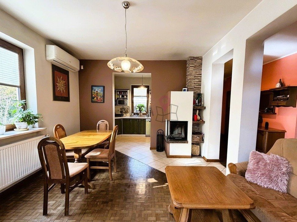 Dom wolno stojący z garażem - topowa lokalizacja!