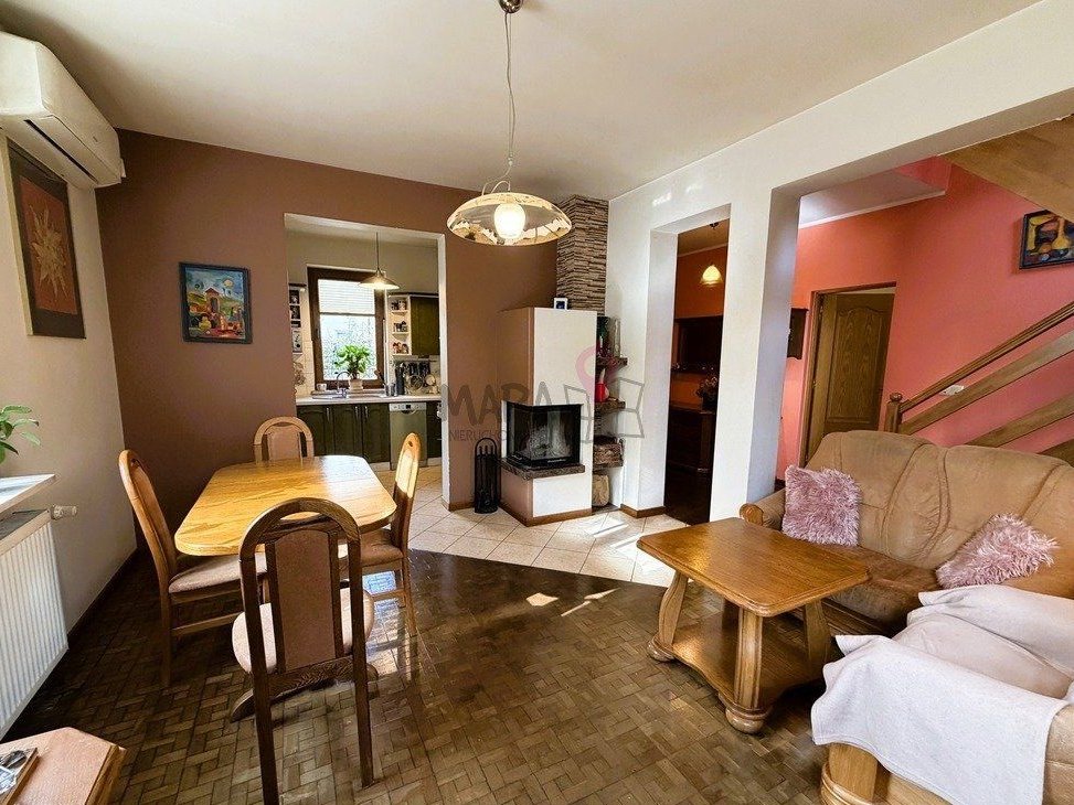 Dom wolno stojący z garażem - topowa lokalizacja!