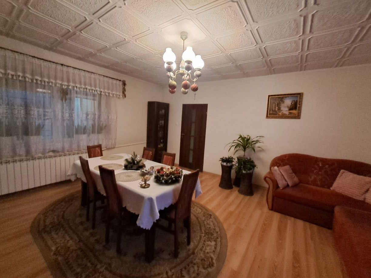 Dom na sprzedaż - 174 m², działka 1980 m², okolice Pakości