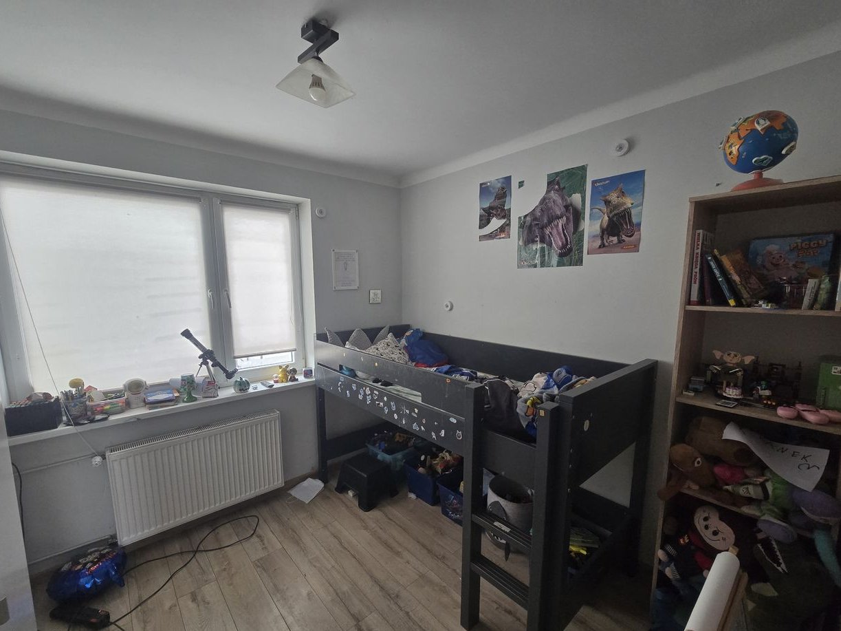 Sprzedam dom 120 m² z piwnicą i strychem