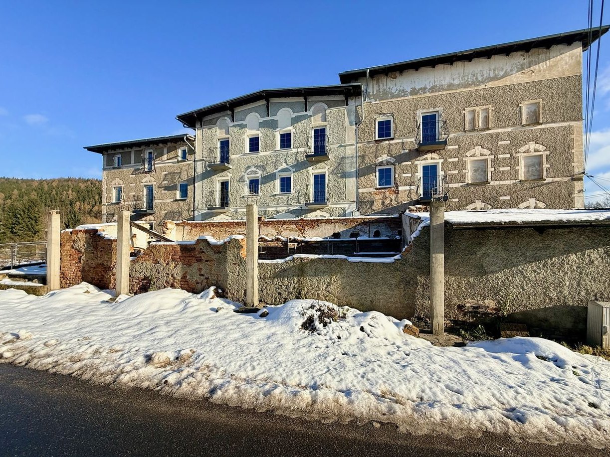 Na sprzedaż nieruchomość inwestycyjna – dawny młyn oraz elektrownia.