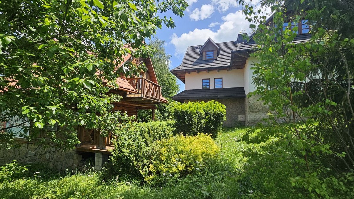 Kompleks domów góralskich przy stoku | 2300 m² | Lubomierz