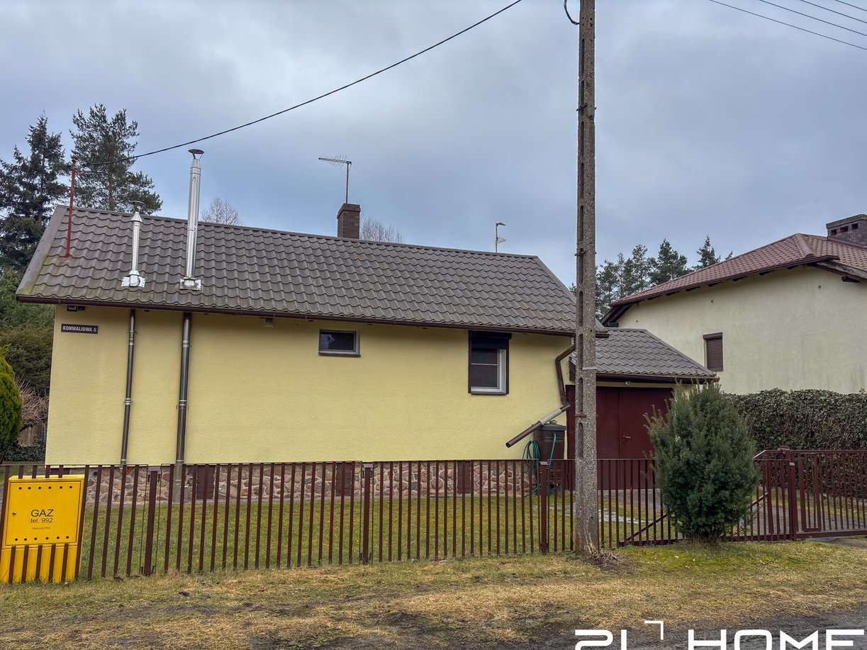 Dom z garażem blisko lasu i jeziora | Garaż w budynku | 40m2