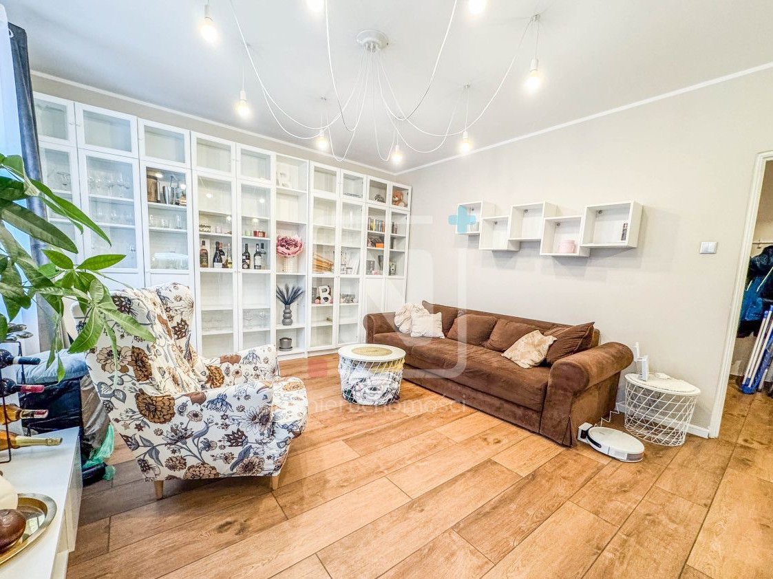 Rodzinne mieszkanie na Gocławiu | Garaż | Komórka