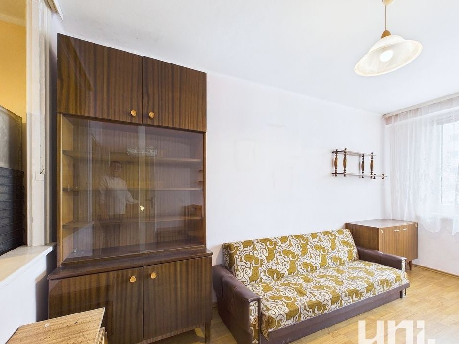 Koszutka /2 pok., 34,5 m2 /do remontu /lokalizacja