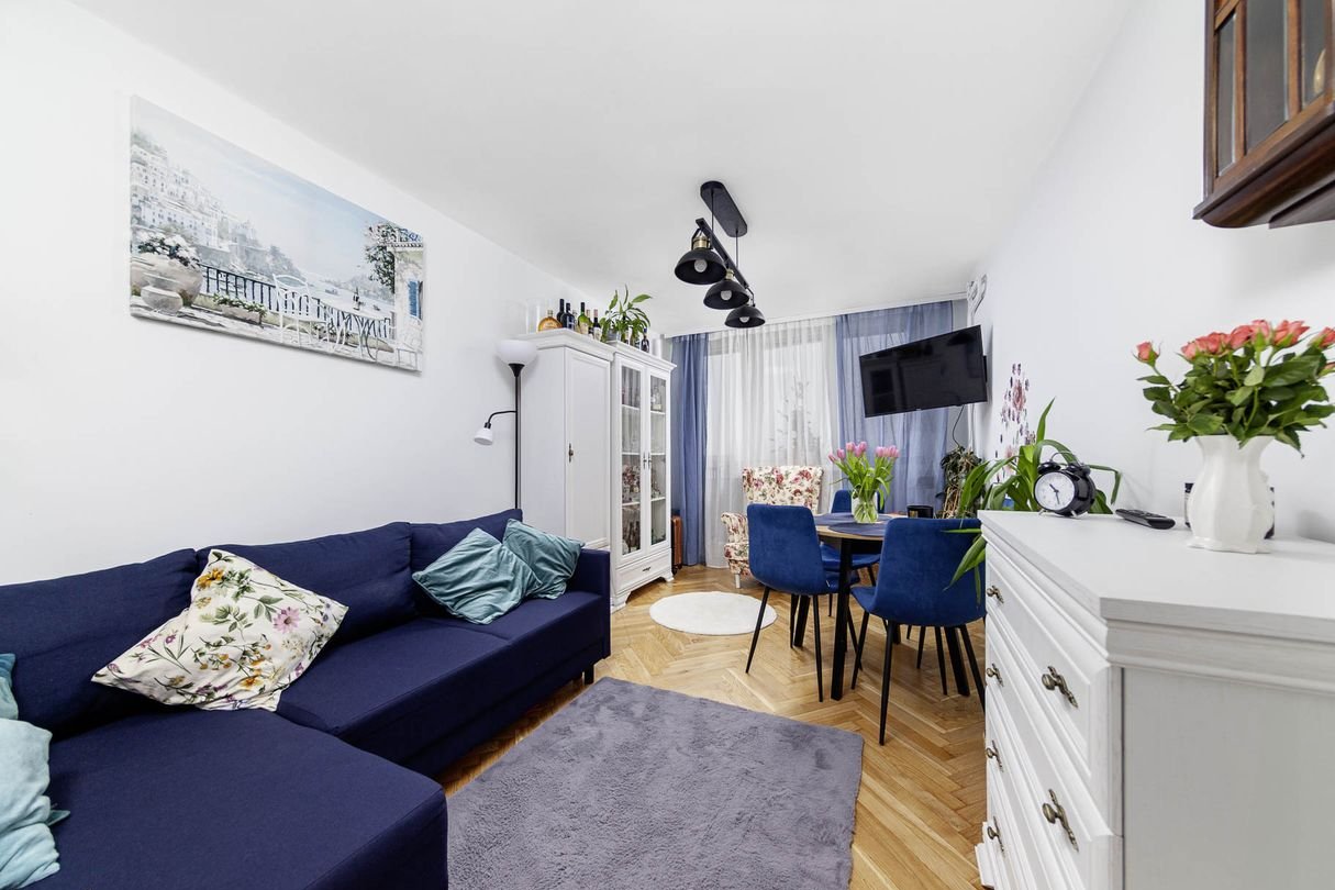 Przestronne 2-pokojowe mieszkanie z balkonem, po remoncie, Poznań.