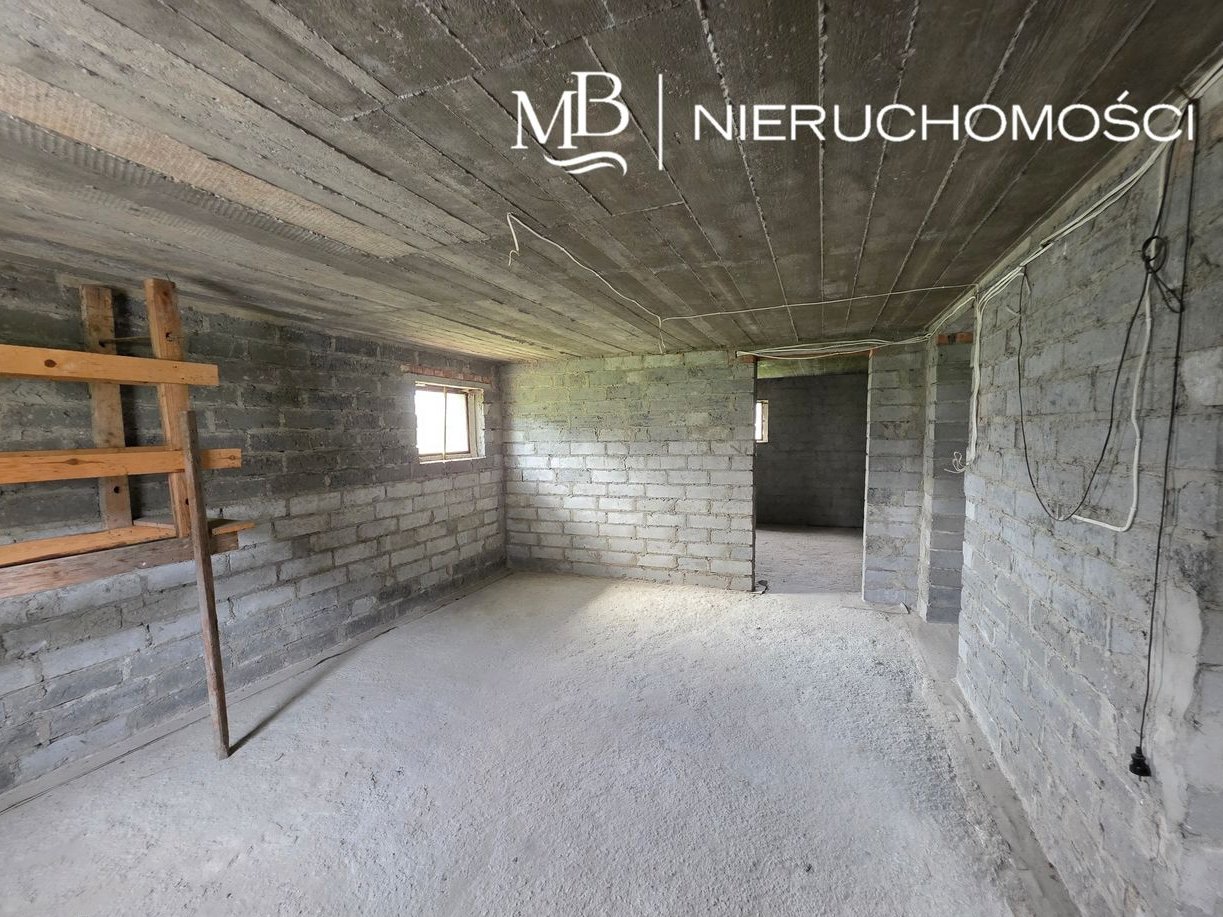 Dom wolnostojący do wykończenia