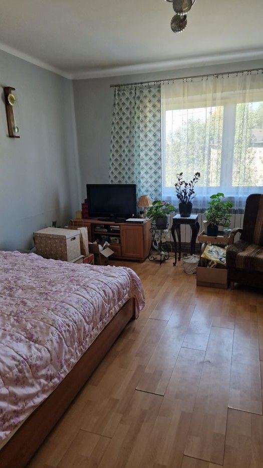 Poręba blisko centrum, parterowy z możliwością adaptacji poddasza