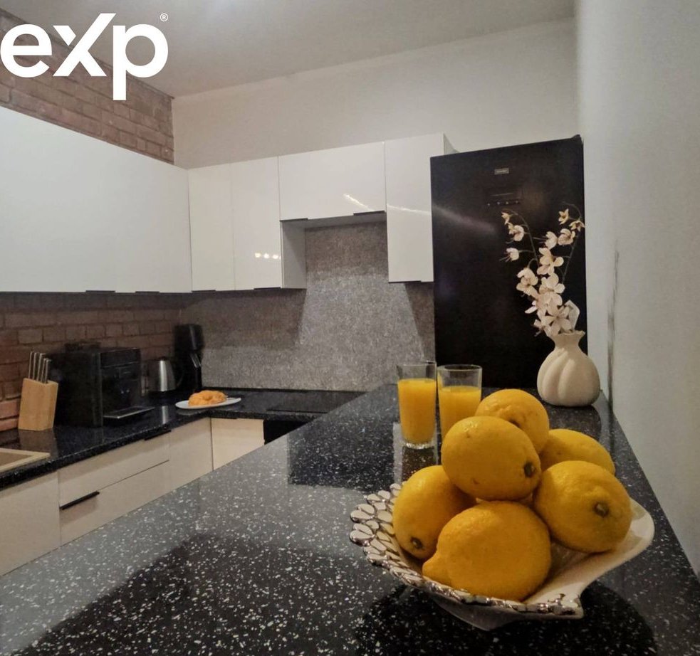 3 pokoje po generalnym remoncie 64,7 m² + piwnica