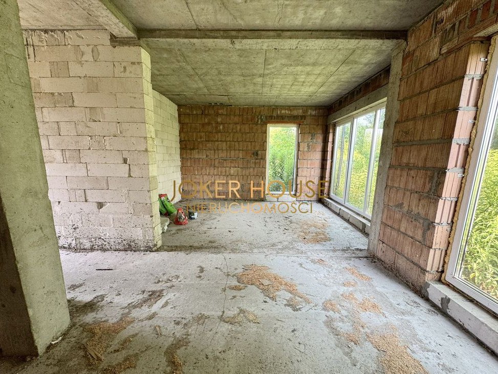 Dom w cichej i spokojnej okolicy/ działka 20ar!