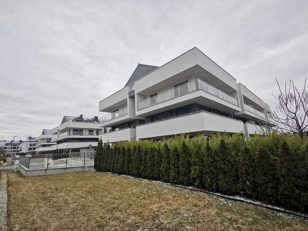 Kolonia Gosławicka, 2 pokoje, garaż, komórka