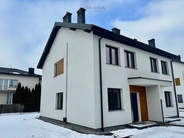 Możliwość zrobienia gabinetu na parterze! Centrum!