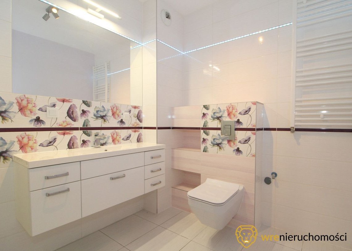 | Przytulne | Balkon | Cicha okolica | Serdeczna |