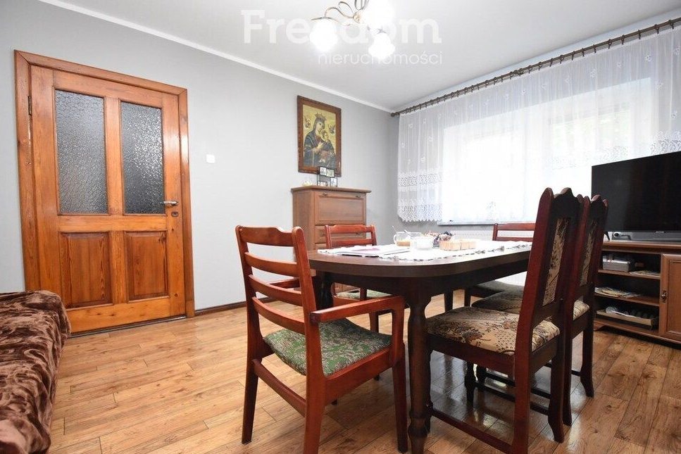 Dom 90 m2, 2 garaże, 30 arów ogrodu,