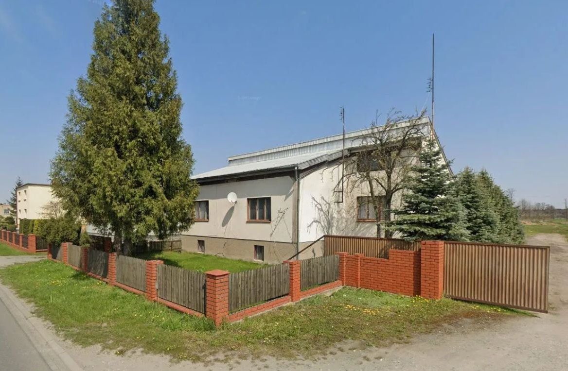 Dom jednorodzinny i budynki gospodarcze