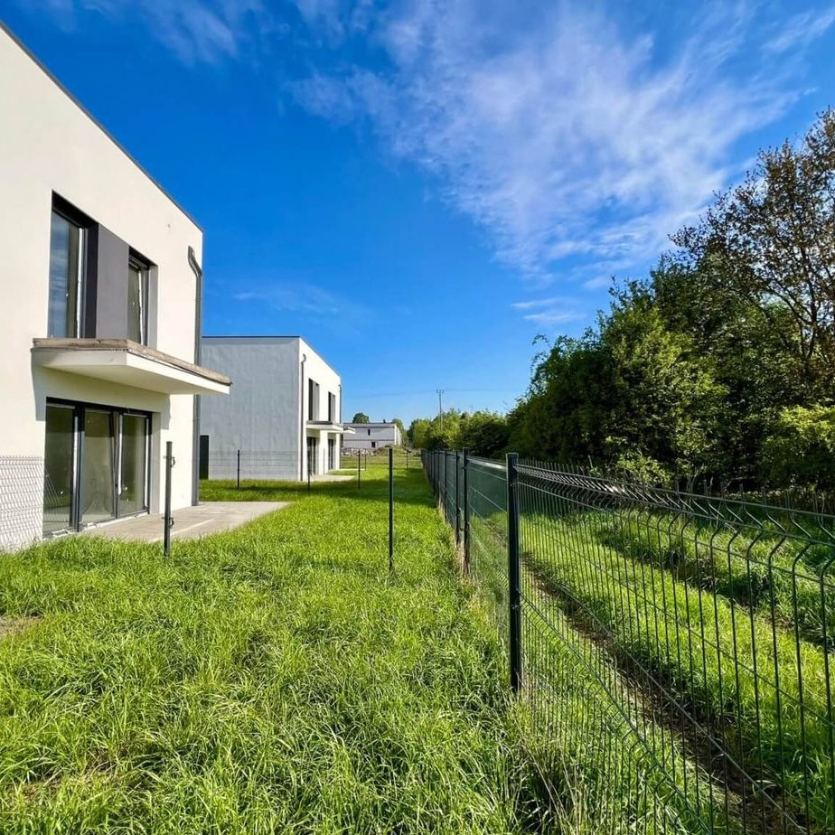 Bliźniak 4 POKOJE - BLISKO - Szkoła- Sklepy - AOW - Lokalizacja !