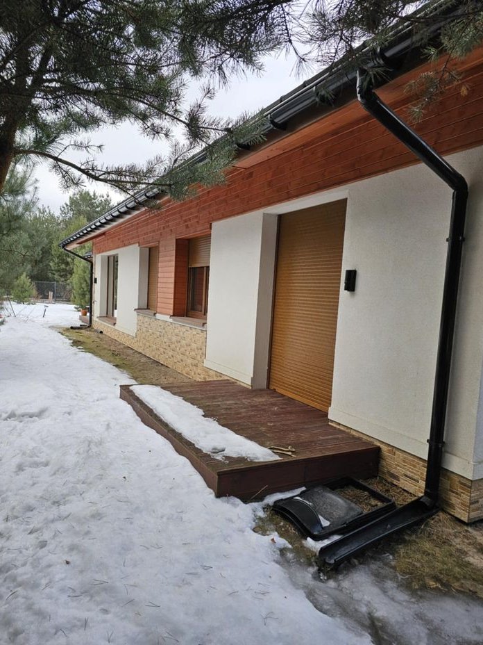 Parterowy dom w Żółwinie blisko lasu