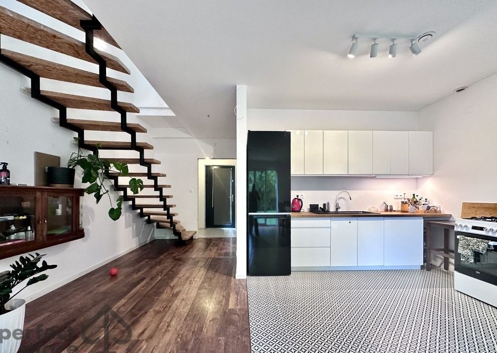 Lutynia _ nieruchomość w zabudowie szeregowej