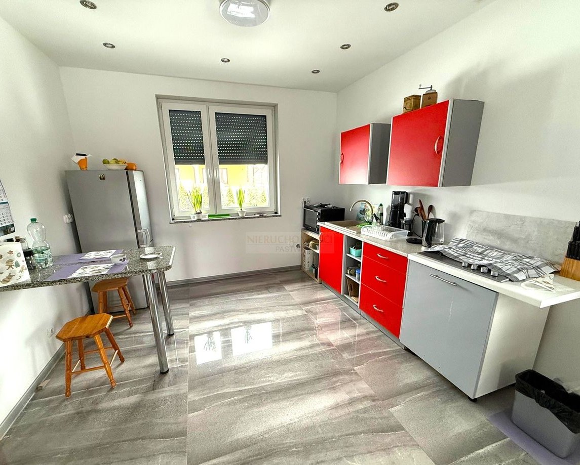 Nowy wolnostojący parterowy dom z dużą działką!