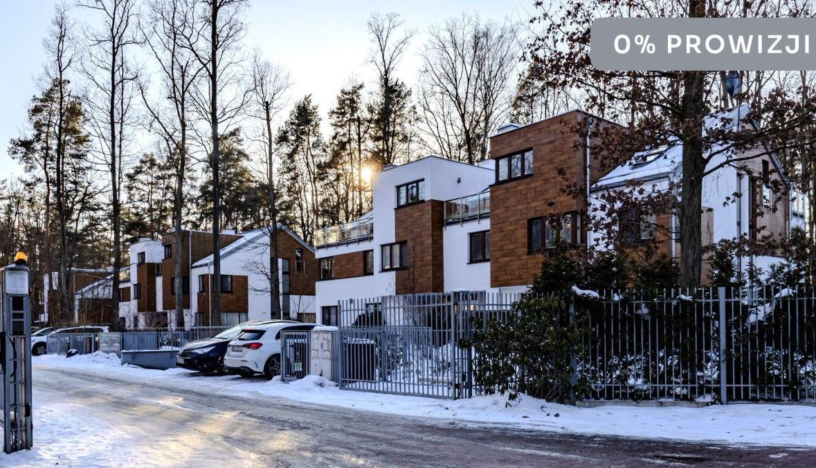 Narożny Dom z Ogrodem ✨ Ciche Osiedle ✨ Las