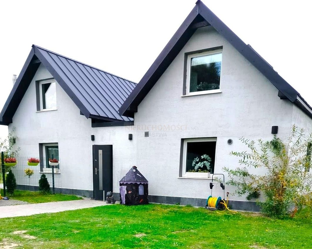 Przytulny wolnostojący dom 2,5 km od Dzierżoniowa!