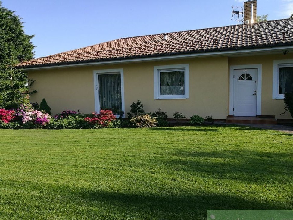 Posiadłość z krytym basenem