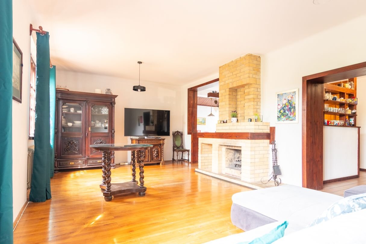 Dom wolnostojący z duża działką | 5 pok. | Sulejówek