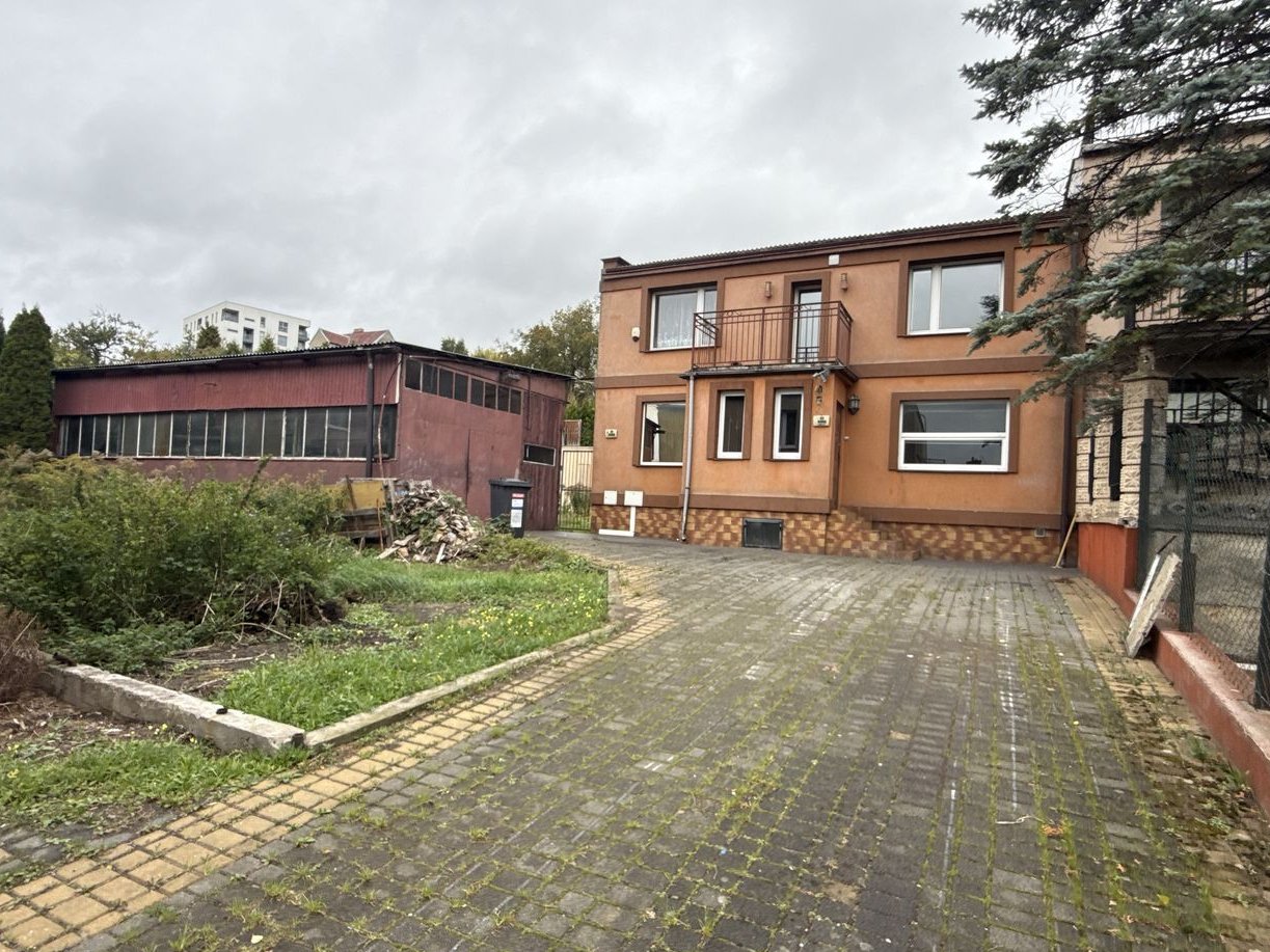 Dom wolnostojący Gdynia, Unruga