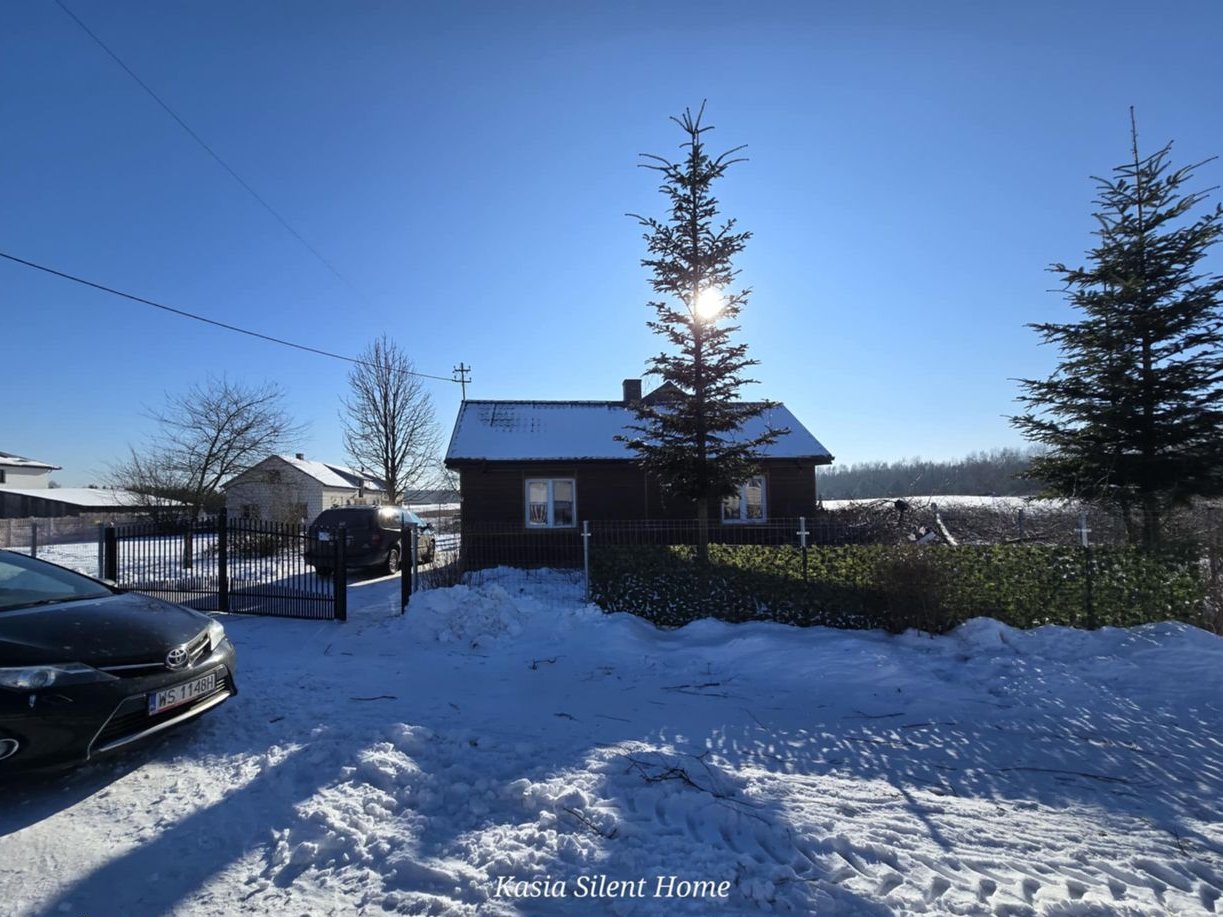 Dom 90 m2 z budynkami gospodarczymi i dużą działką 2,41 ha