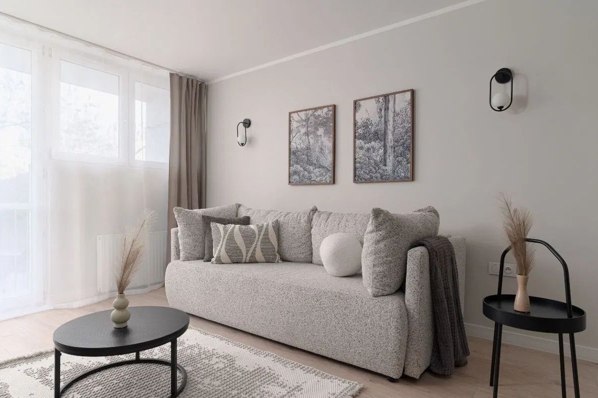 Nowoczesne 2-pokojowe mieszkanie z osobną kuchnią! Pełne wyposażenie!